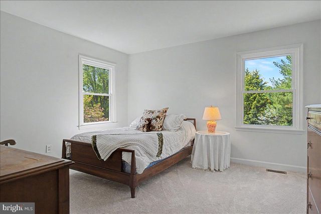 801 WESTRIDGE DR, Hockessin, DE 19707