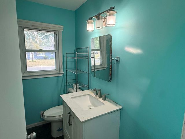 916 112th Avenue NW, Coon Rapids, MN 55448