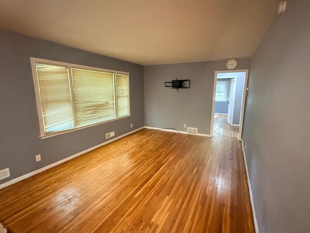 916 112th Avenue NW, Coon Rapids, MN 55448