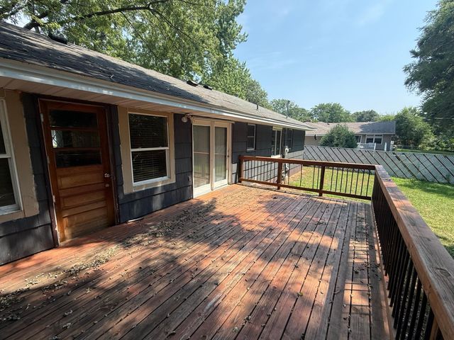 916 112th Avenue NW, Coon Rapids, MN 55448
