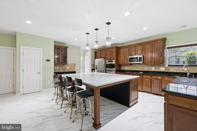 22411 CONSERVANCY DR, Ashburn, VA 20148