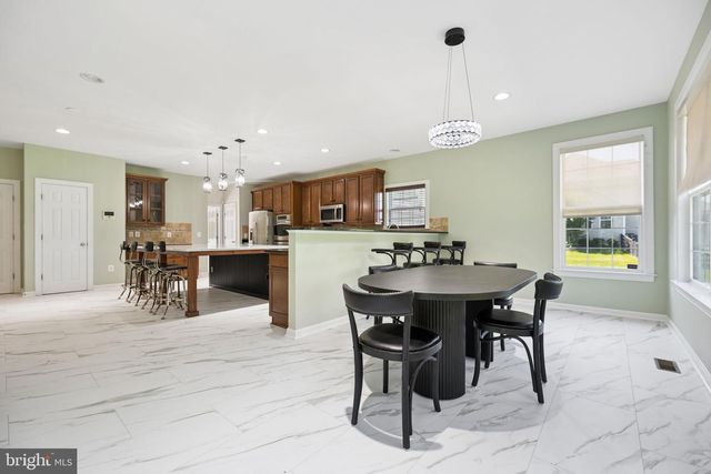 22411 CONSERVANCY DR, Ashburn, VA 20148