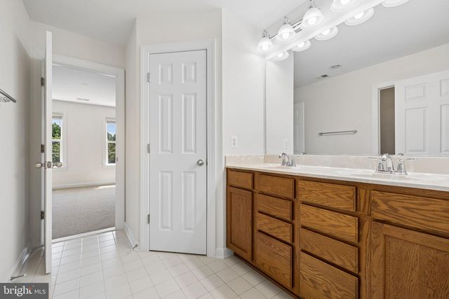 22411 CONSERVANCY DR, Ashburn, VA 20148