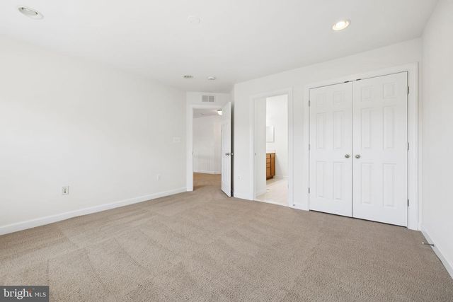 22411 CONSERVANCY DR, Ashburn, VA 20148