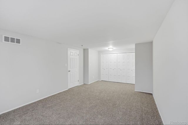 8710 Community Boulevard, Warren, MI 48093