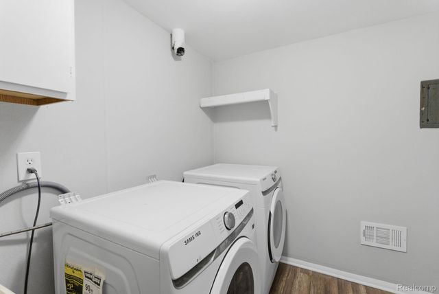 8710 Community Boulevard, Warren, MI 48093