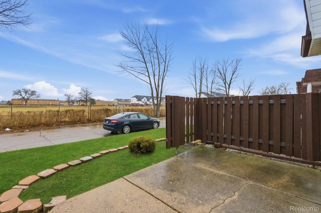 8710 Community Boulevard, Warren, MI 48093