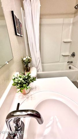 1026 W CASTLE Court, Casa Grande, AZ 85122