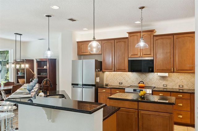 505 E GULLEY AVENUE, Winter Garden, FL 34787