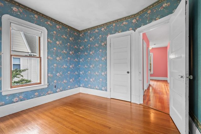 48 Palmer St, Arlington, MA 02474
