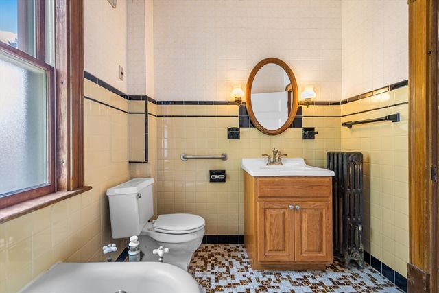 48 Palmer St, Arlington, MA 02474