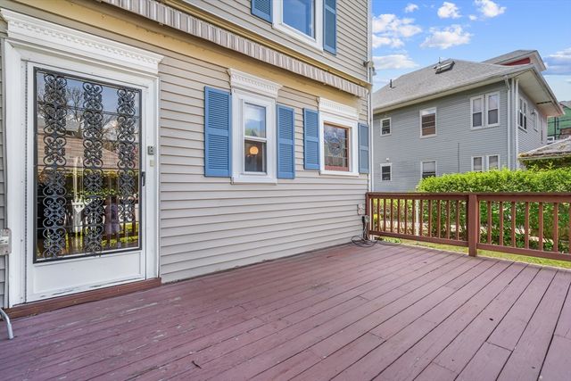 48 Palmer St, Arlington, MA 02474