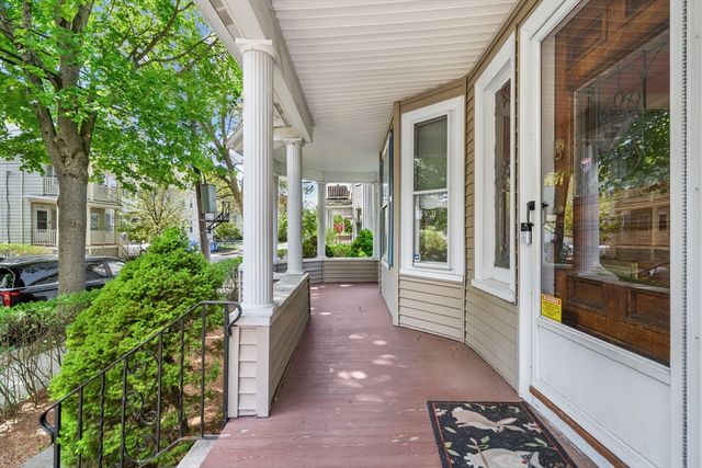 48 Palmer St, Arlington, MA 02474