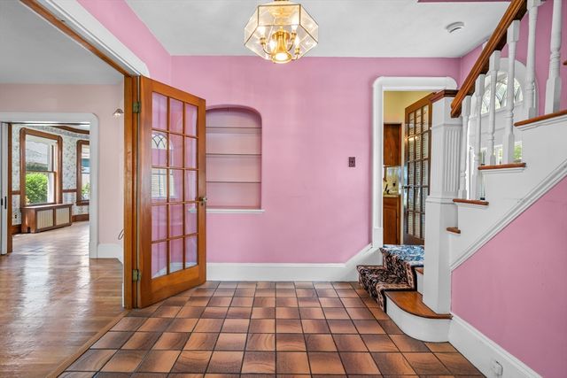 48 Palmer St, Arlington, MA 02474
