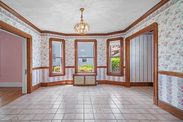 48 Palmer St, Arlington, MA 02474