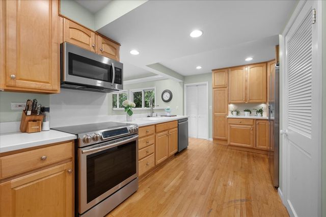 600 Sheridan Road, Winnetka, IL 60093