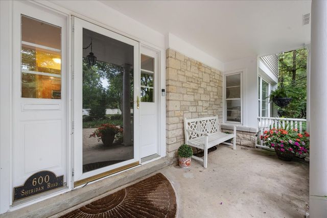 600 Sheridan Road, Winnetka, IL 60093
