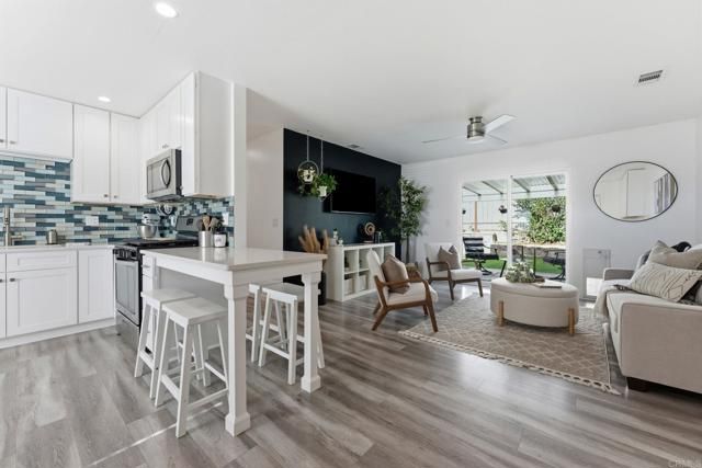 3644 La Mirada Drive, San Marcos, CA 92078