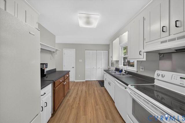 6704 Darcy Ct, Chesterfield, VA 23832