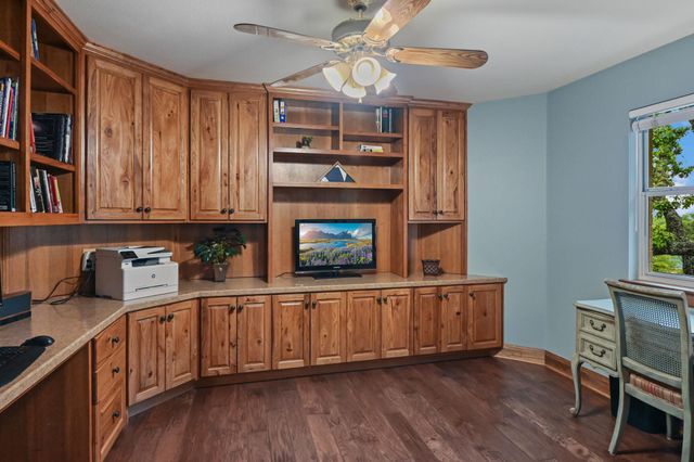 215 Tellus ST, Lakeway, TX 78734