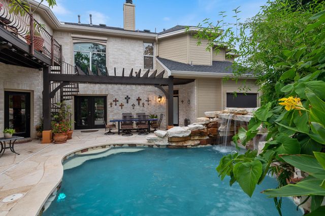 215 Tellus ST, Lakeway, TX 78734