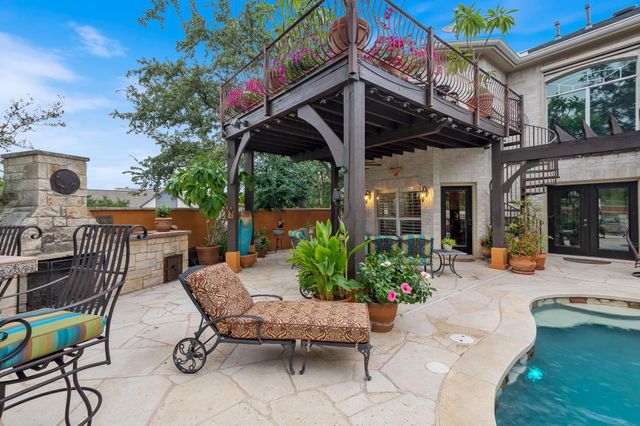 215 Tellus ST, Lakeway, TX 78734