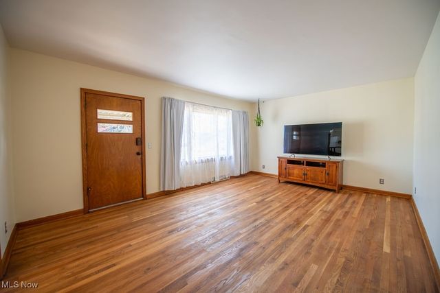 642 Jordan Drive NW, New Philadelphia, OH 44663