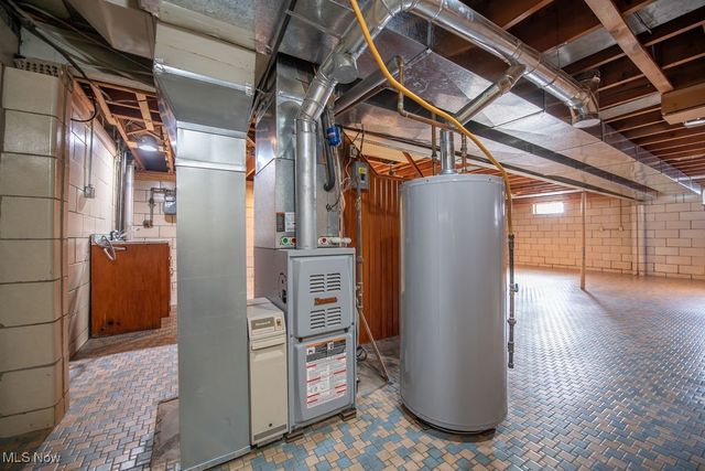 642 Jordan Drive NW, New Philadelphia, OH 44663