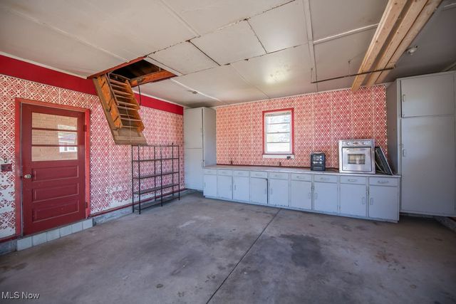 642 Jordan Drive NW, New Philadelphia, OH 44663