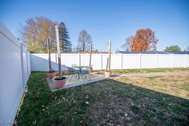 642 Jordan Drive NW, New Philadelphia, OH 44663