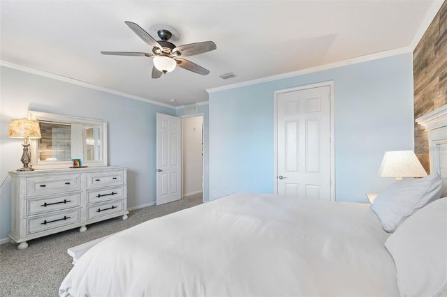 7903 SEMINOLE BOULEVARD 2208, Seminole, FL 33772