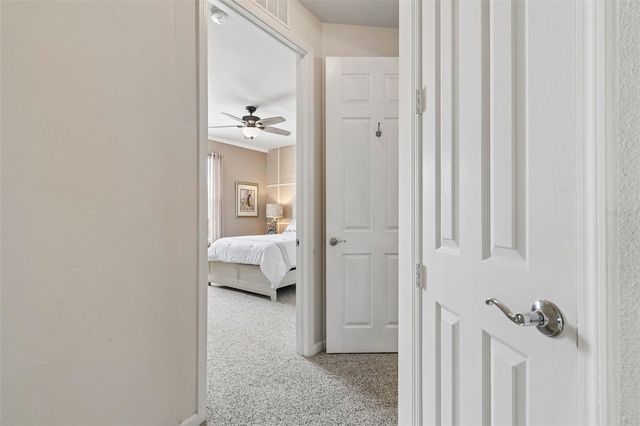 7903 SEMINOLE BOULEVARD 2208, Seminole, FL 33772