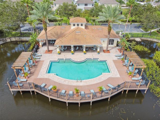 7903 SEMINOLE BOULEVARD 2208, Seminole, FL 33772