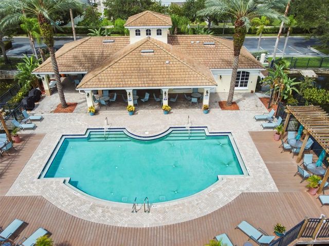 7903 SEMINOLE BOULEVARD 2208, Seminole, FL 33772