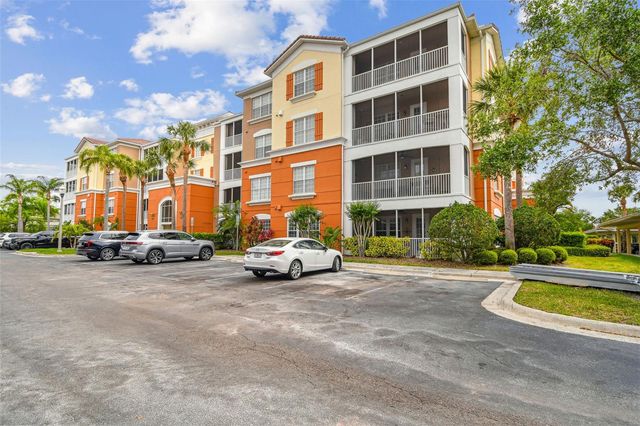 7903 SEMINOLE BOULEVARD 2208, Seminole, FL 33772