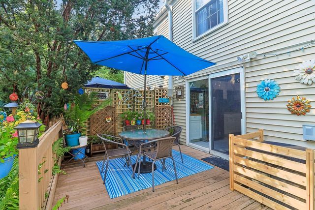 74 Silver Tree Circle, Cary, IL 60013