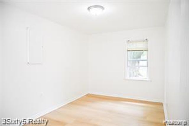 19357 Centralia, Redford, MI 48240