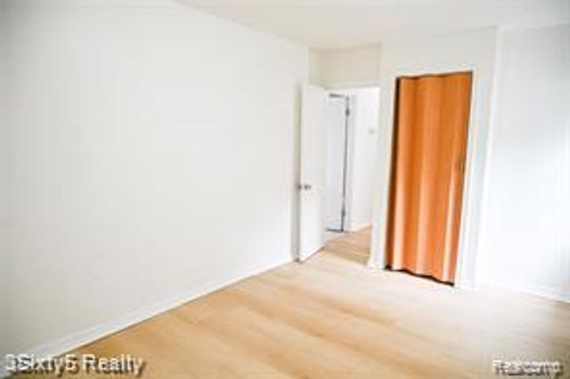 19357 Centralia, Redford, MI 48240
