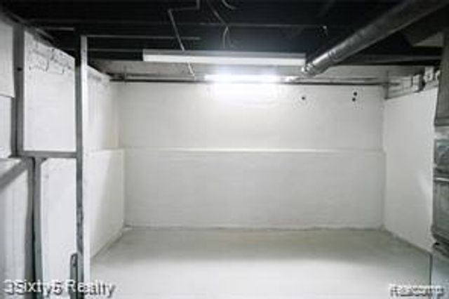 19357 Centralia, Redford, MI 48240