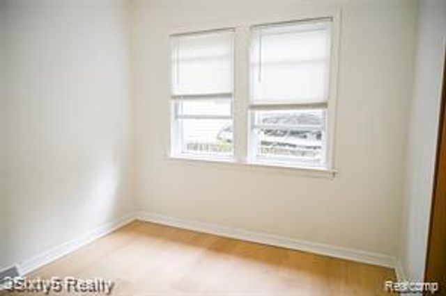 19357 Centralia, Redford, MI 48240