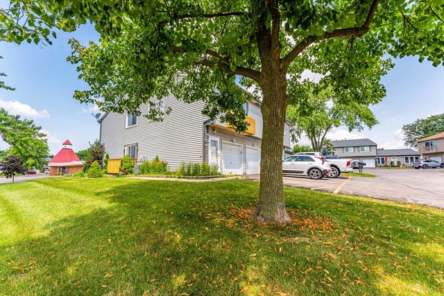 234 Algonquin Court, Bolingbrook, IL 60440
