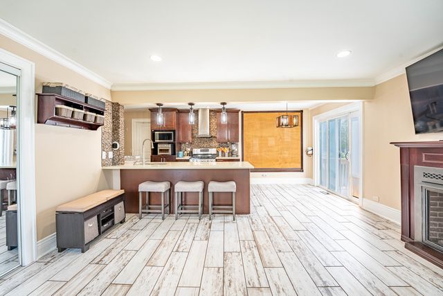 234 Algonquin Court, Bolingbrook, IL 60440