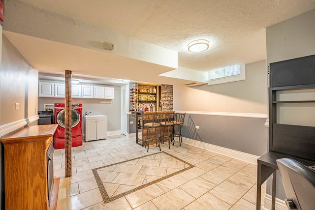 234 Algonquin Court, Bolingbrook, IL 60440