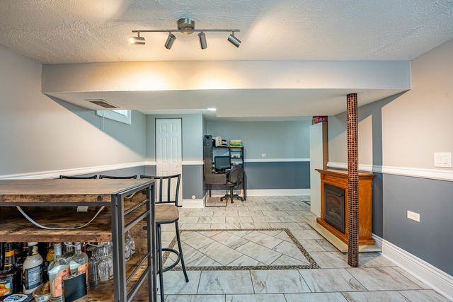 234 Algonquin Court, Bolingbrook, IL 60440