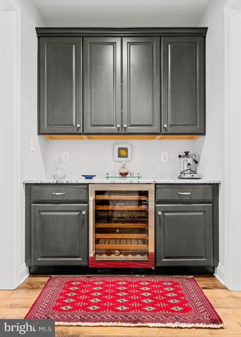 3716 ROSE TRADER LN, Newtown Square, PA 19073