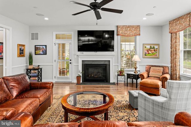 3716 ROSE TRADER LN, Newtown Square, PA 19073