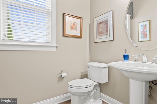 3716 ROSE TRADER LN, Newtown Square, PA 19073