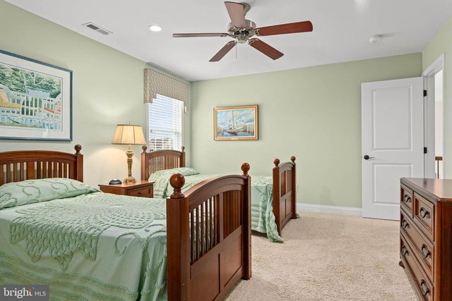 3716 ROSE TRADER LN, Newtown Square, PA 19073