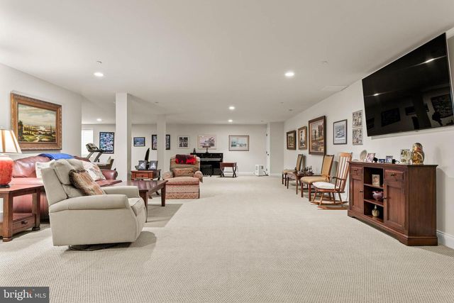 3716 ROSE TRADER LN, Newtown Square, PA 19073