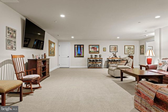 3716 ROSE TRADER LN, Newtown Square, PA 19073